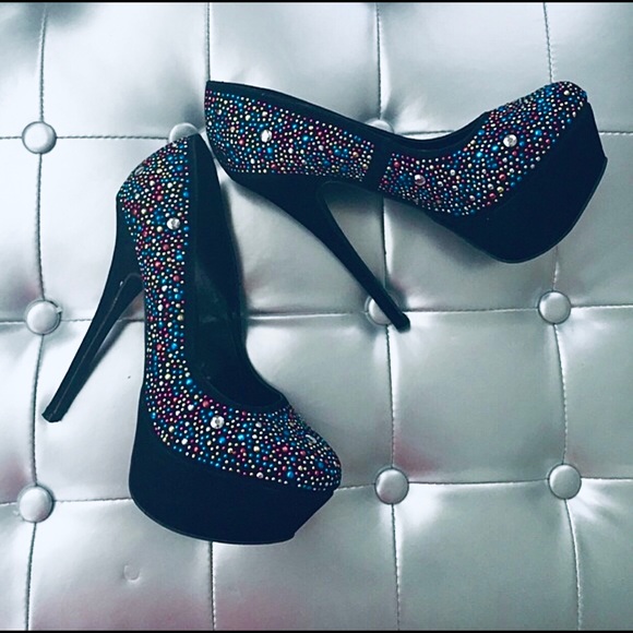Shoes - NWT Multicolored jeweled black heels